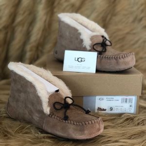 UGG Alena Moccasin, Fawn, sz9
